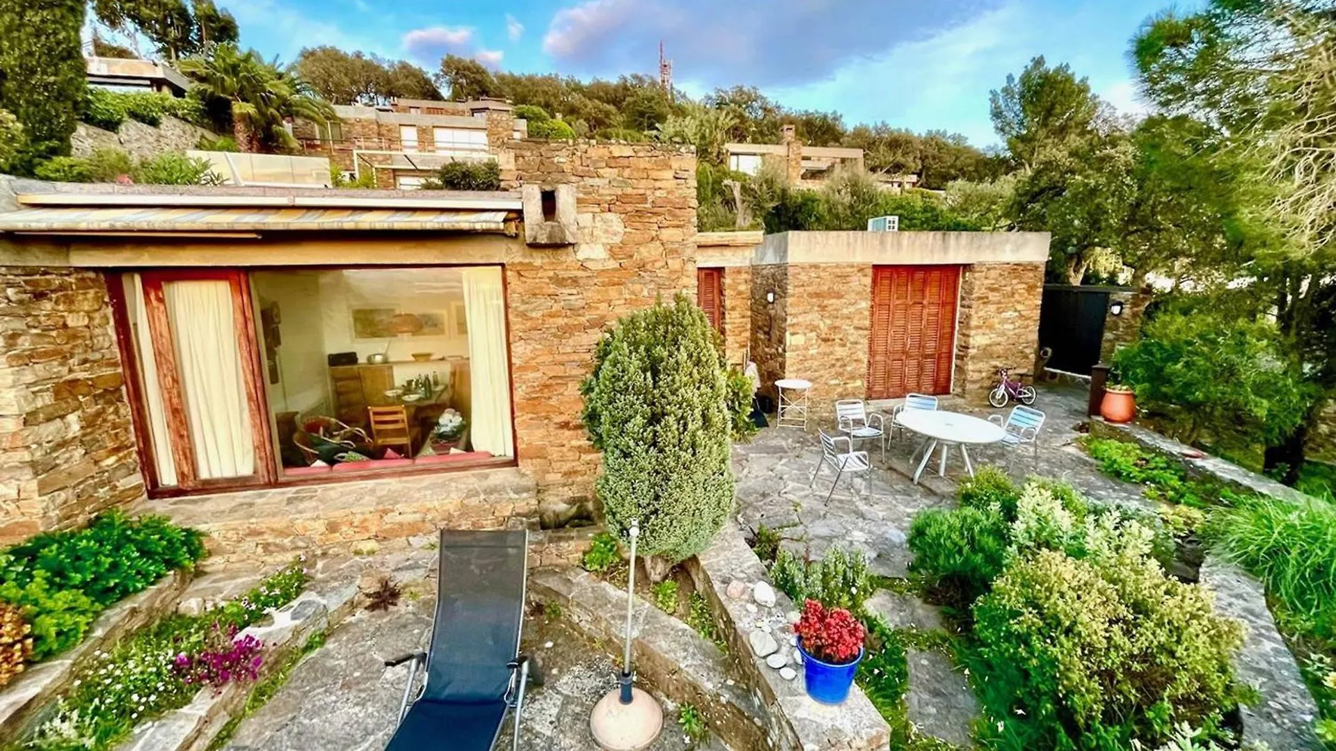 Maison Mitoyenne Climatisee Avec Parking, 4 Pers., Bormes-Les-Mimosas - Fr-1-610-101