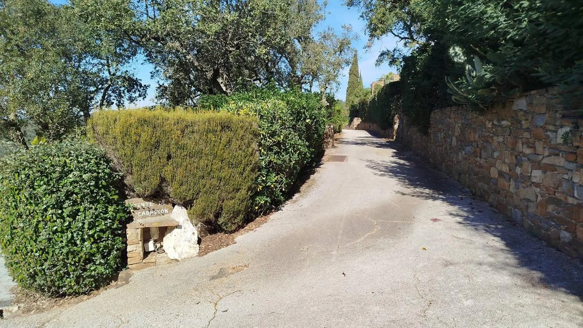 Maison Mitoyenne Climatisee Avec Parking, 4 Pers., Bormes-Les-Mimosas - Fr-1-610-101 Francia